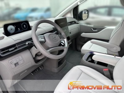 Hyundai Staria 2.2 2wd auto (2)