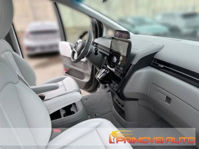 Hyundai Staria 2.2 2wd auto (3)