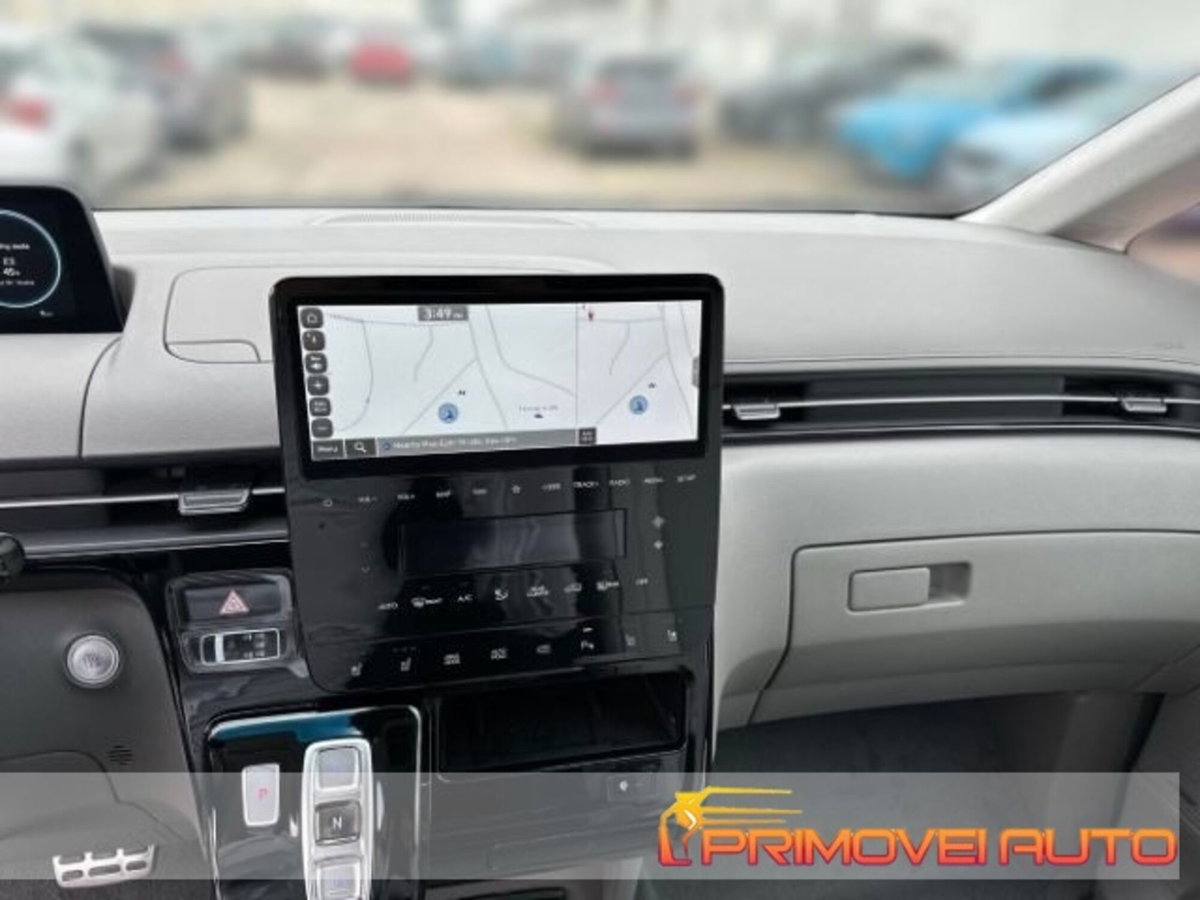 Hyundai Staria 2.2 2wd auto (5)