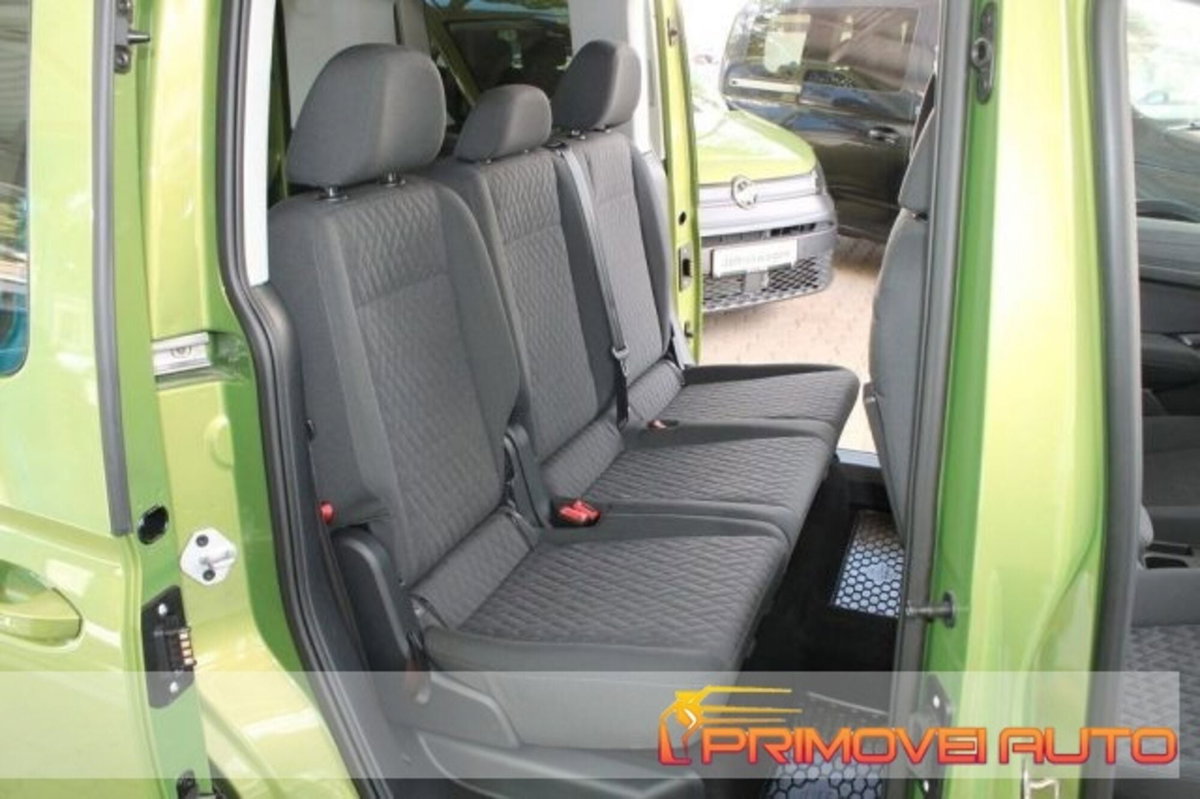 Volkswagen Caddy 2.0 TDI 122 CV Style Maxi (3)
