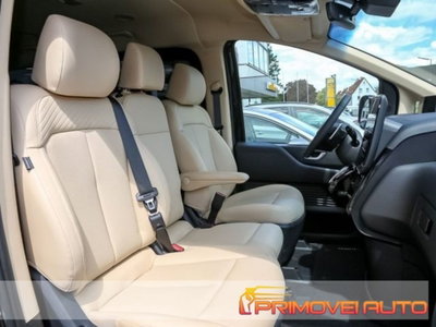 Hyundai Staria 2.2 2wd auto (5)