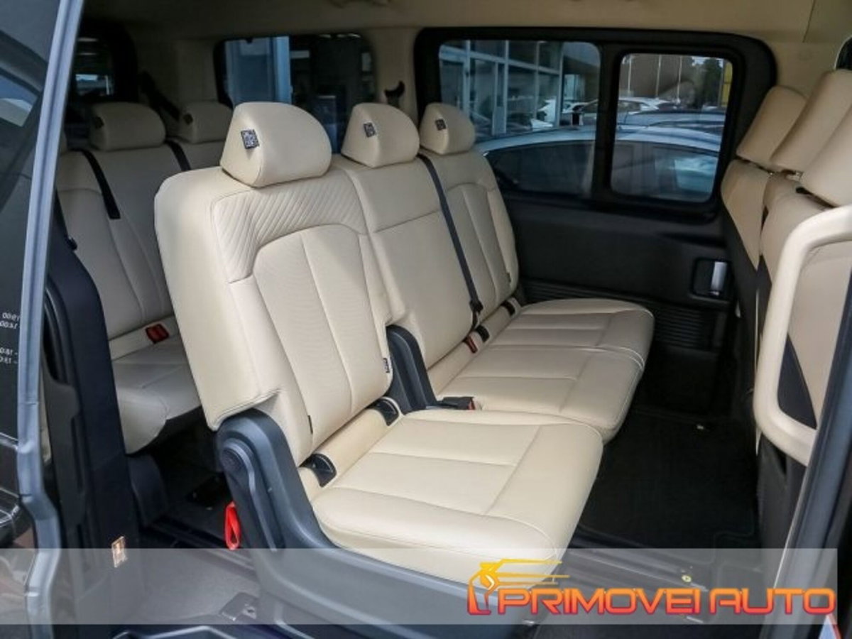 Hyundai Staria 2.2 2wd auto (6)
