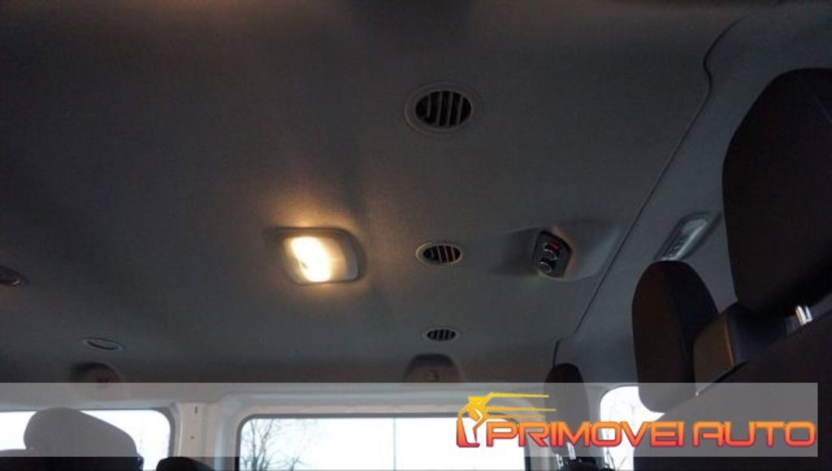 Ford Transit Custom Furgone 320 2.0 TDCi PC Furgone Trend (15)