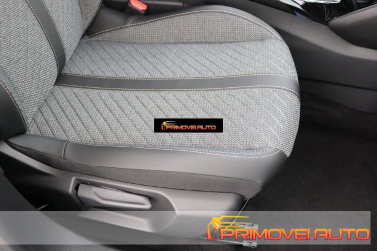 Peugeot 2008 PureTech 100 S&S Allure (11)