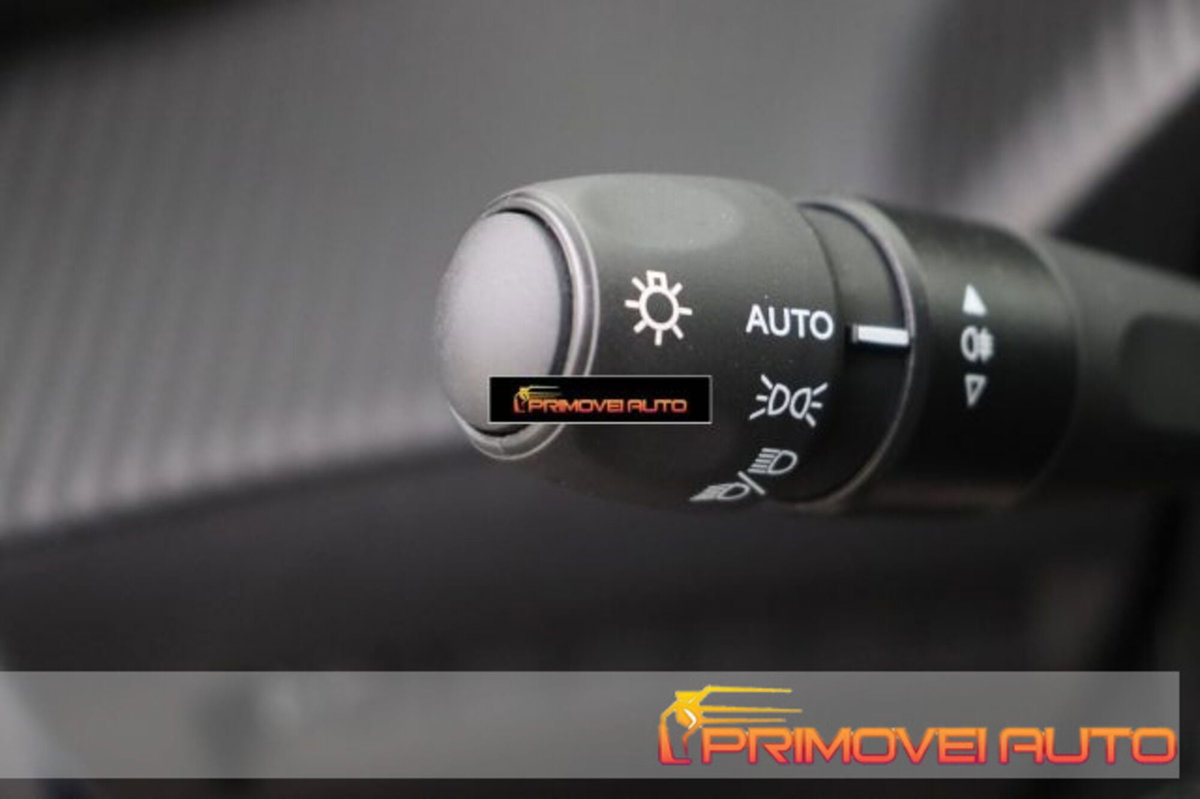 Peugeot 2008 PureTech 100 S&S Allure (14)