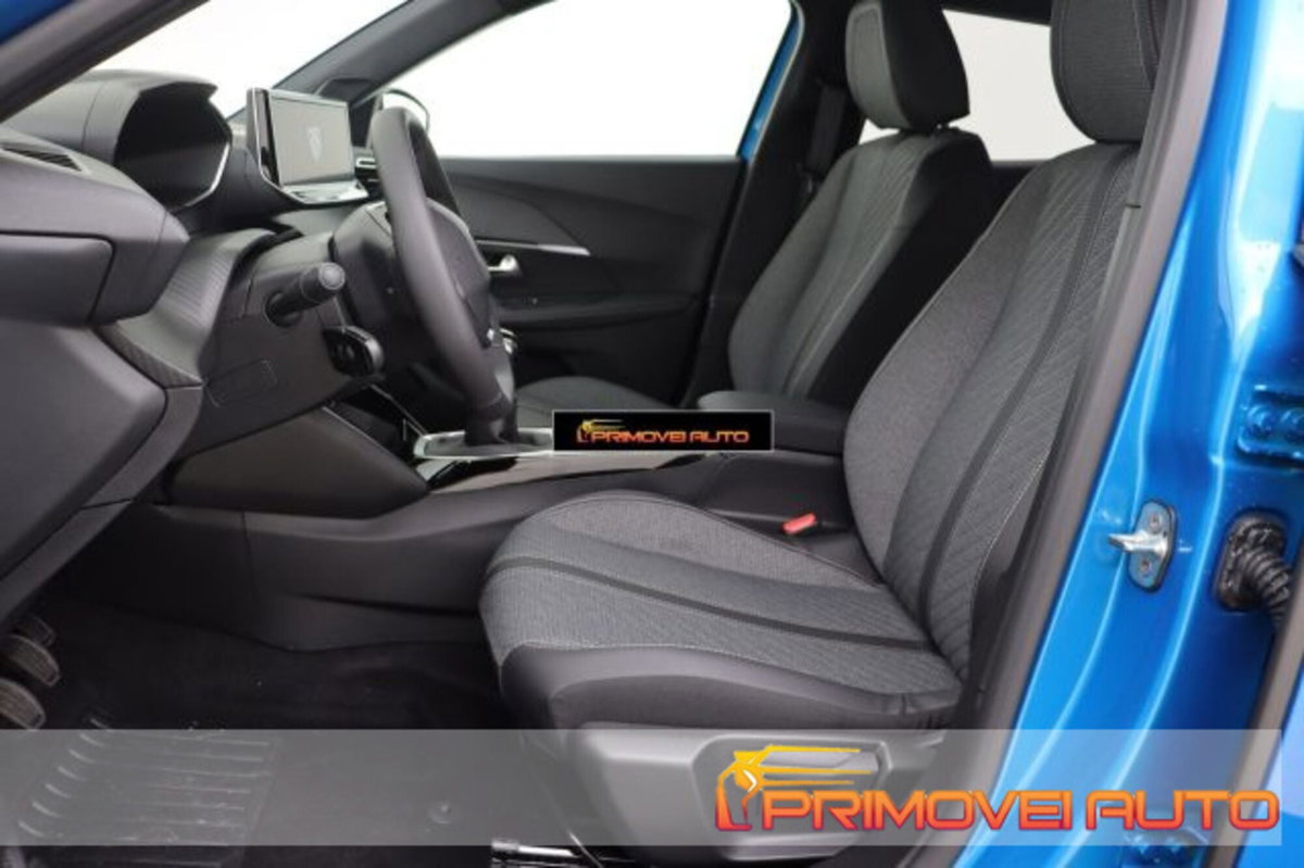 Peugeot 2008 PureTech 100 S&S Allure (9)