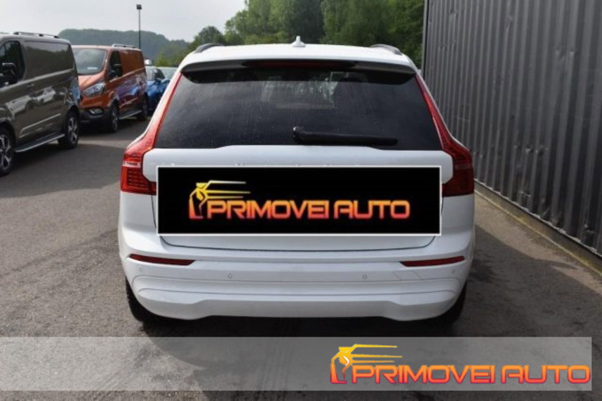 Volvo XC60 B4 automatico Essential (3)