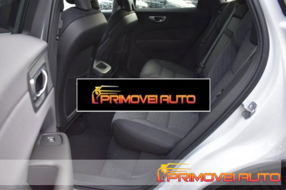Volvo XC60 B4 automatico Essential (6)