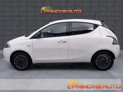 Lancia Ypsilon 1.0 FireFly 5 porte S&S Hybrid Gold Plus (3)