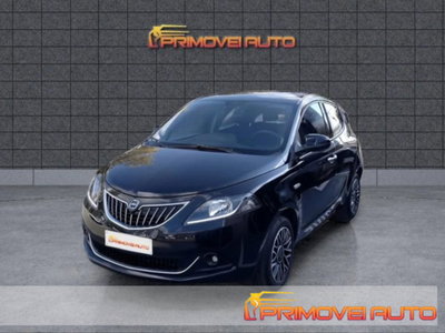 Lancia Ypsilon 1.0 FireFly 5 porte S&S Hybrid Gold Plus usata