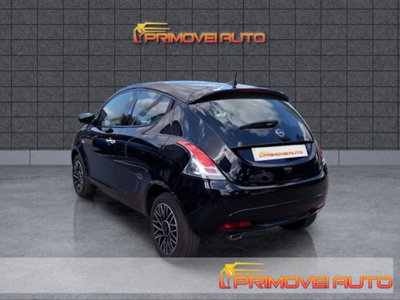Lancia Ypsilon 1.0 FireFly 5 porte S&S Hybrid Gold Plus (4)