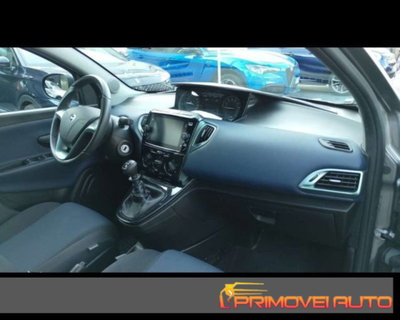 Lancia Ypsilon 1.0 FireFly 5 porte S&S Hybrid Gold Plus (6)