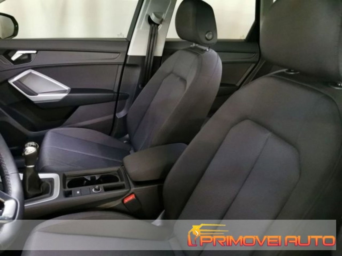 Audi Q3 35 TDI Business (3)