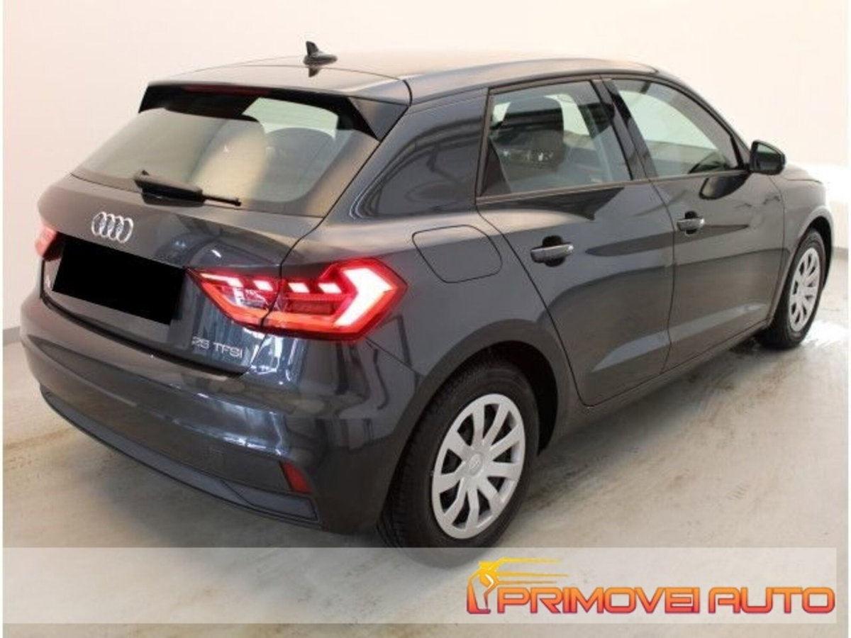 Audi A1 Sportback Sportback 25 1.0 tfsi Business (6)