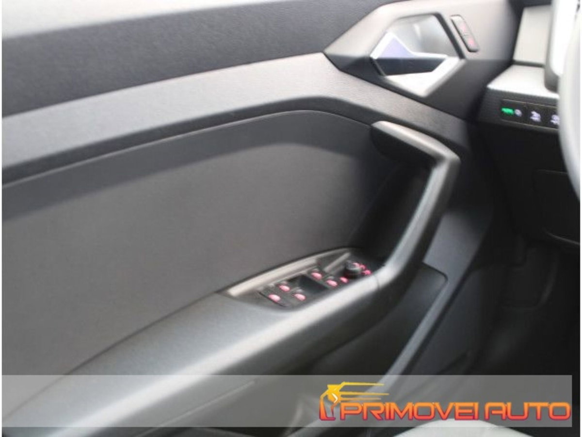 Audi A1 Sportback Sportback 25 1.0 tfsi Business (8)