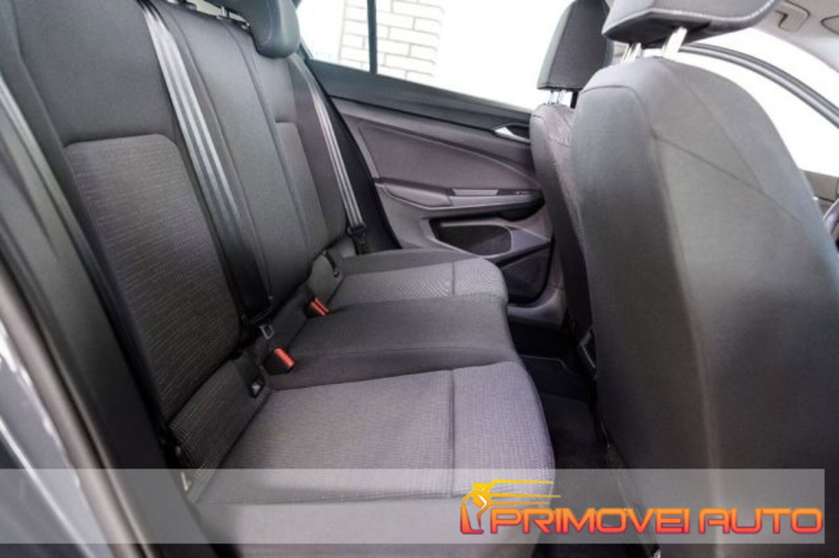 Volkswagen Golf 1.5 tsi Life 115cv (13)