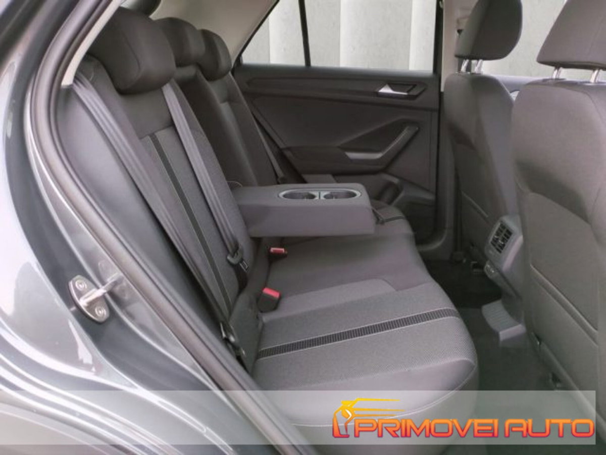 Volkswagen T-Roc 1.0 TSI Life (5)
