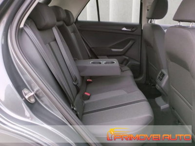 Volkswagen T-Roc 1.0 TSI Life (5)