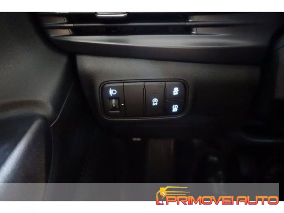 Hyundai Bayon 1.0 t-gdi 48V Xclass dct (13)