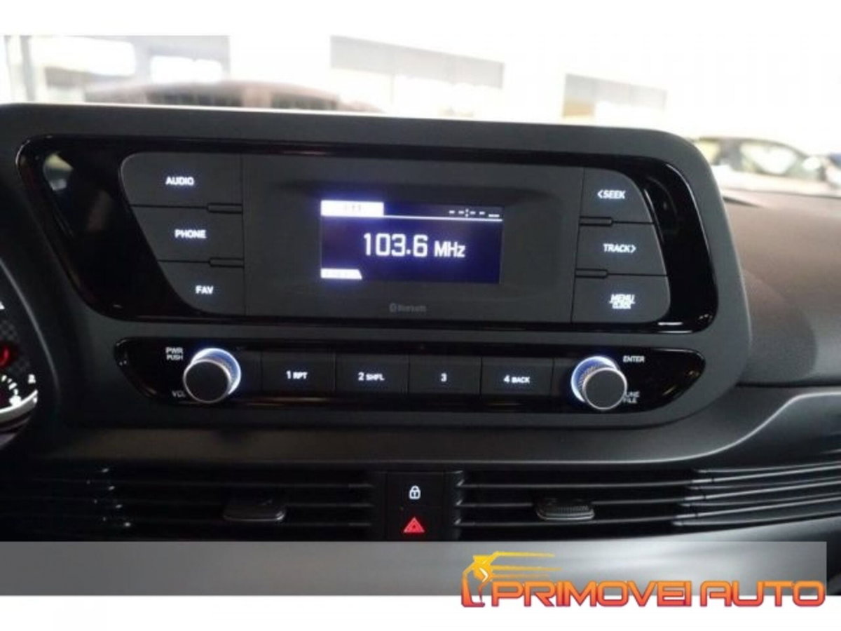 Hyundai Bayon 1.0 t-gdi 48V Xclass dct (3)