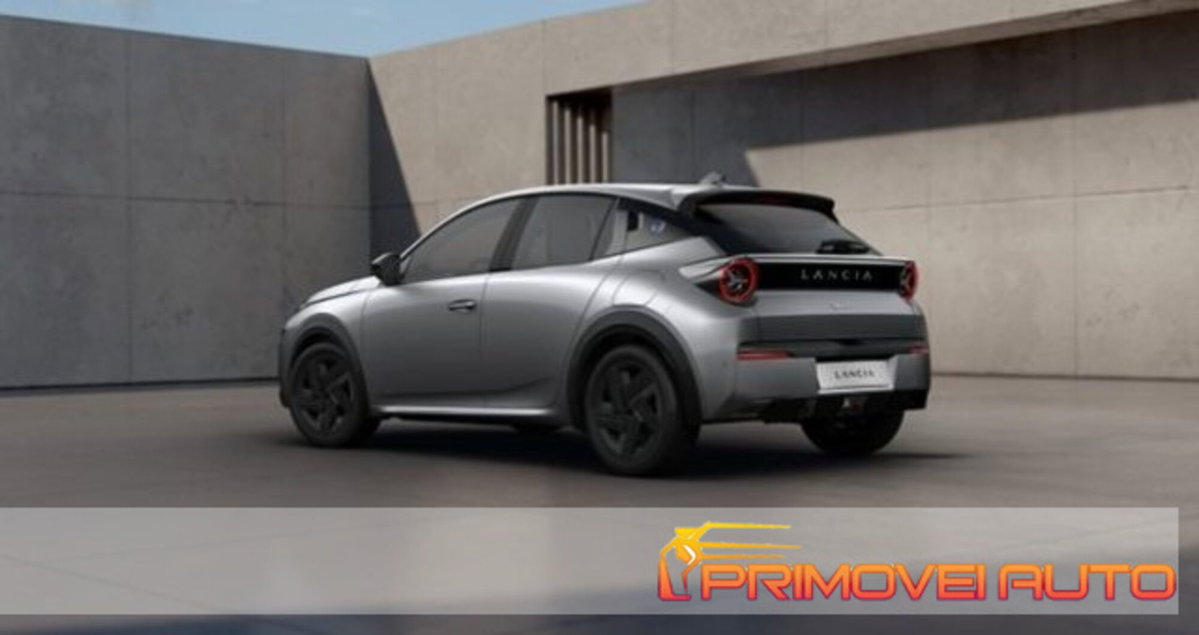 Lancia Ypsilon 1.2 mhev Edizione Cassina e-dct (4)