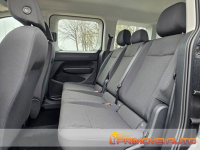 Volkswagen Caddy 1.5 TSI 114 CV DSG Style (3)