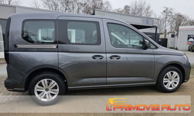 Volkswagen Caddy 1.5 TSI 114 CV DSG Style (7)