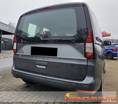 Volkswagen Caddy 1.5 TSI 114 CV DSG Style (8)