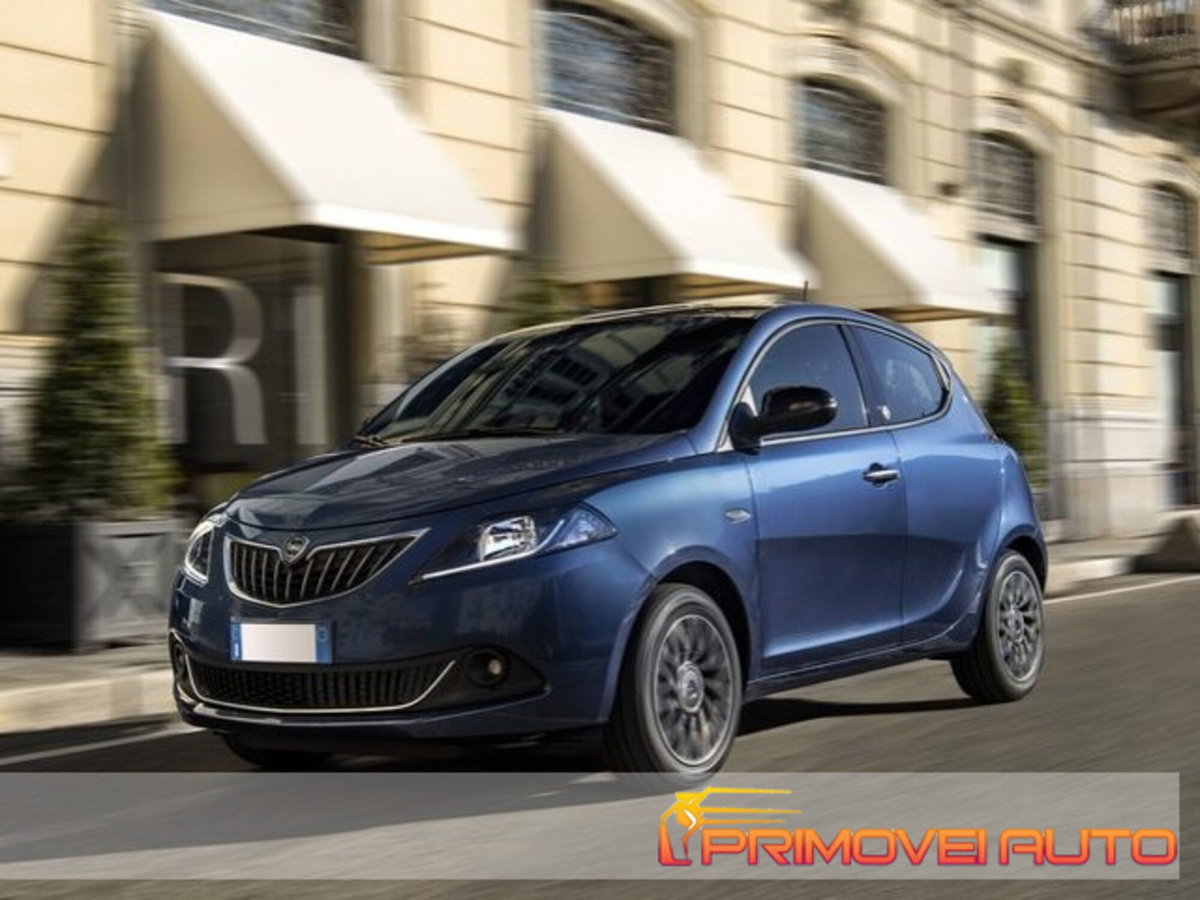 Lancia Ypsilon 1.0 FireFly 5 porte S&S Hybrid Silver Plus