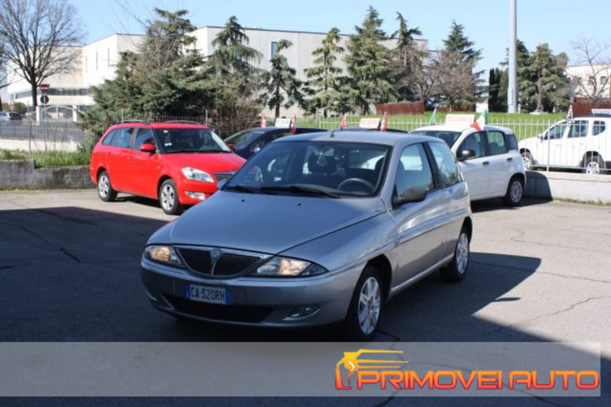 Lancia Ypsilon 1.4 Diva Ecochic GPL (12)
