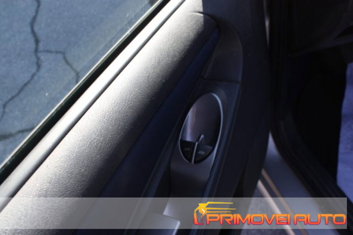 Lancia Ypsilon 1.4 Diva Ecochic GPL (19)