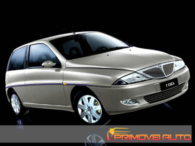 Lancia Ypsilon 1.4 Diva Ecochic GPL (20)
