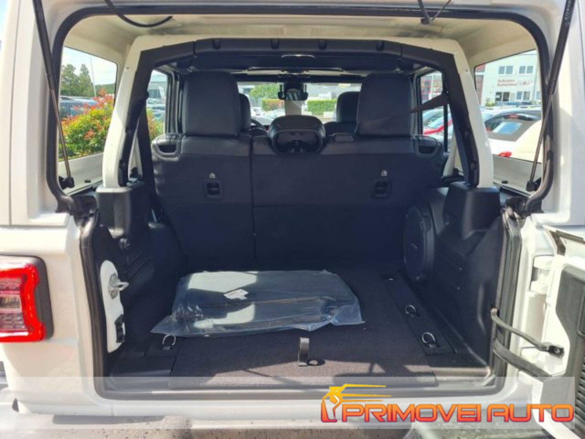 Jeep Wrangler Unlimited 2.0 PHEV ATX 4xe Rubicon (15)
