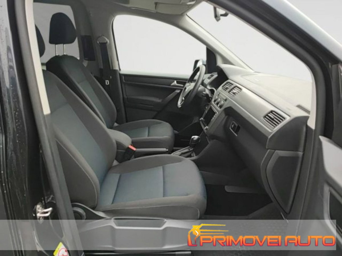 Volkswagen Caddy 2.0 TDI 102 CV DSG (4)