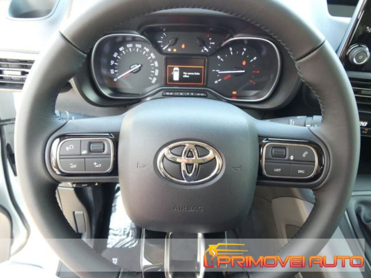 Toyota Proace City Verso City Verso 1.2 110 CV S&S Short D Executive (2)