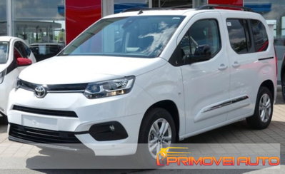 Toyota Proace City Verso City Verso 1.2 110 CV S&S Short D Executive (6)