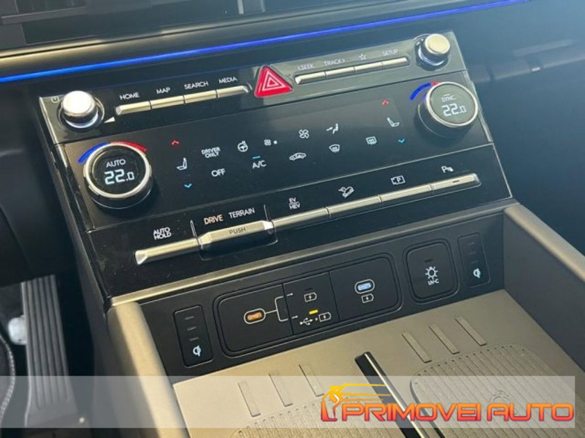 Hyundai Santa Fe 1.6 t-gdi hev XClass 4wd 239cv at 7p.ti (3)