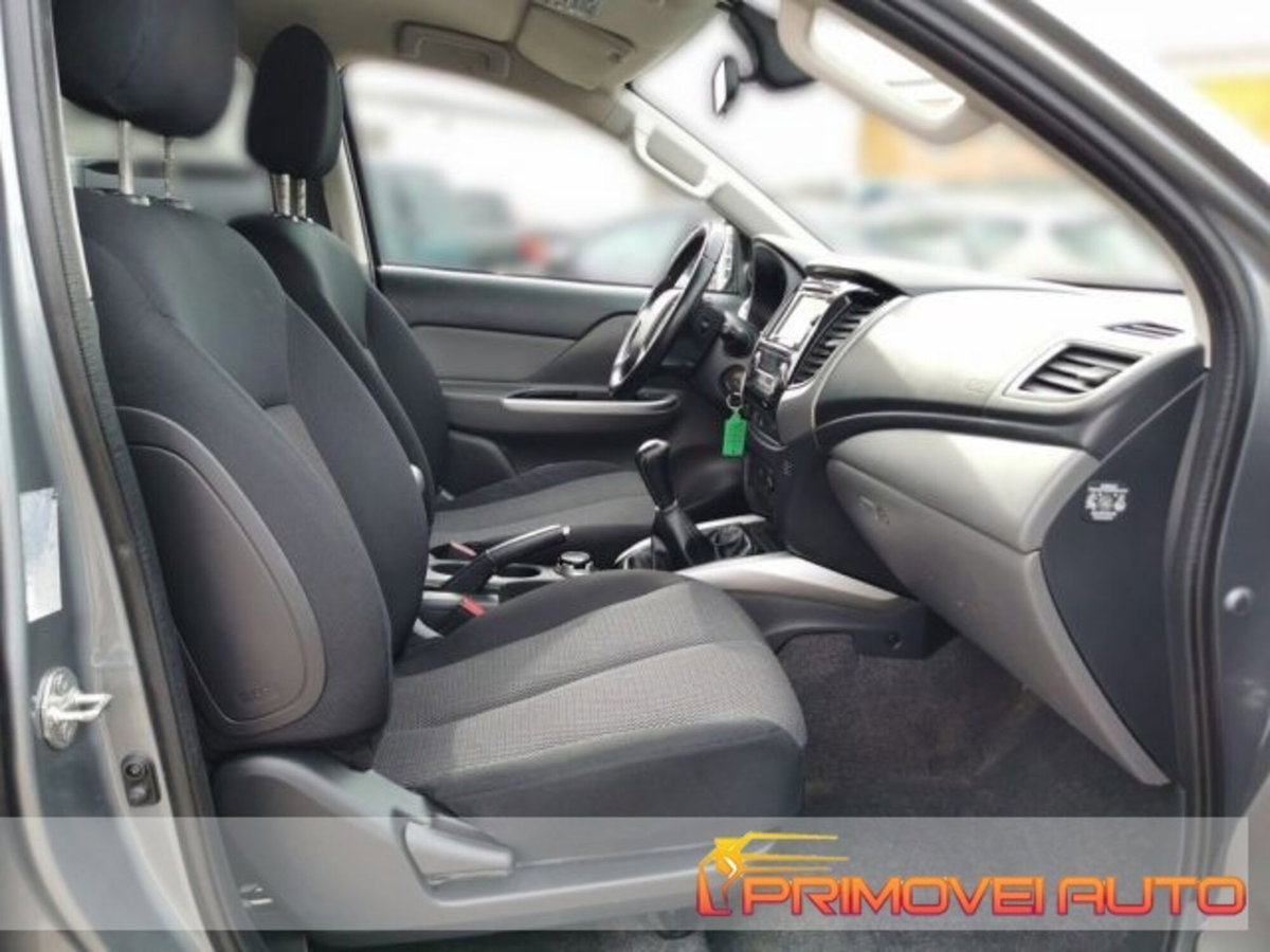 Mitsubishi L200 2.4 DI-D/181CV Double Cab Intense Hp Mivec (9)
