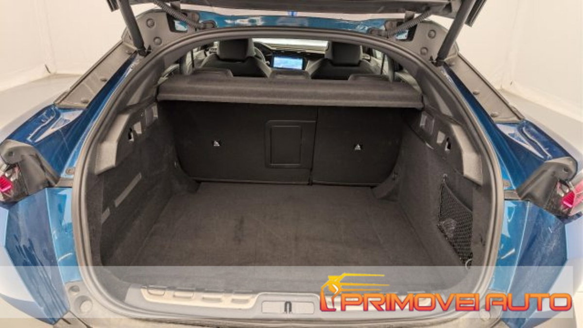 Peugeot 408 1.2 hybrid GT 136cv e-dsc6 (10)