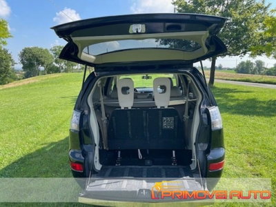 Mitsubishi Outlander 2.0 DI-D Instyle 7 p.ti DPF (10)