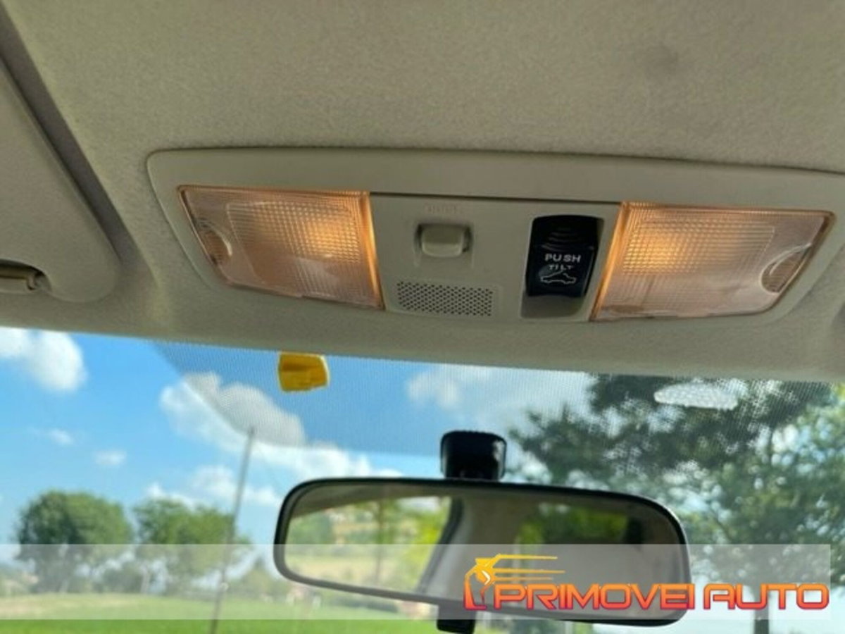 Mitsubishi Outlander 2.0 DI-D Instyle 7 p.ti DPF (20)