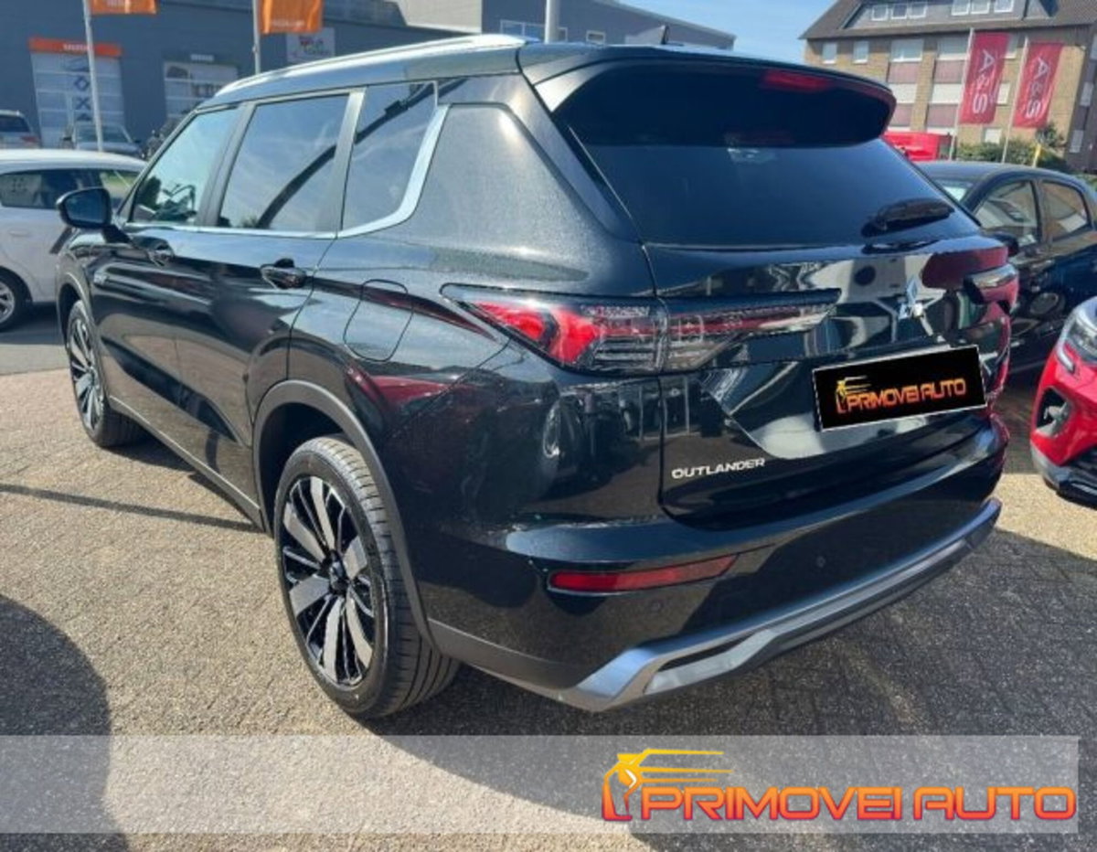 Mitsubishi Outlander 2.4 MIVEC 4WD PHEV Instyle SDA (8)