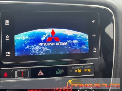Mitsubishi Outlander 2.4 MIVEC 4WD PHEV Diamond SDA (10)