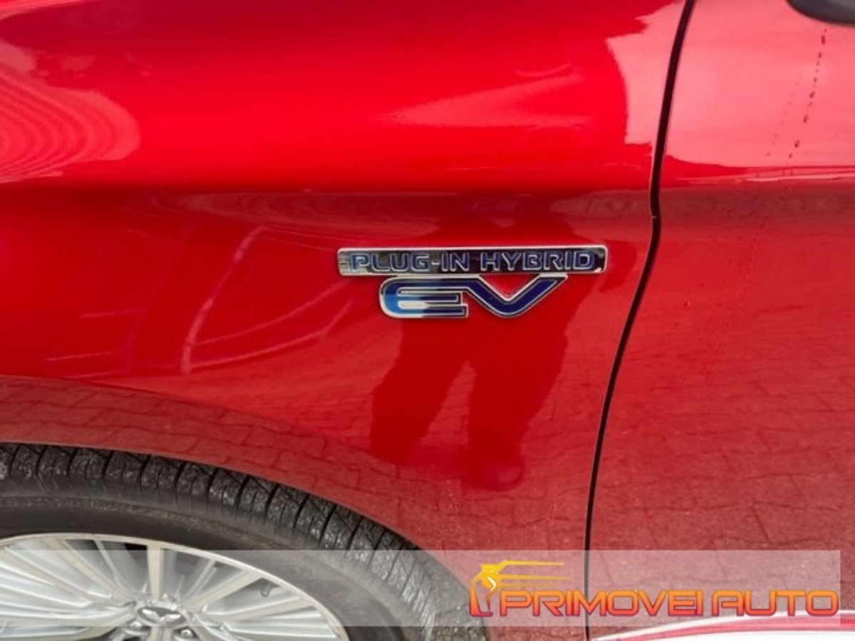 Mitsubishi Outlander 2.4 MIVEC 4WD PHEV Diamond SDA (14)