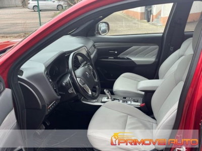 Mitsubishi Outlander 2.4 MIVEC 4WD PHEV Diamond SDA (3)