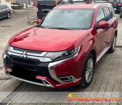 Mitsubishi Outlander 2.4 MIVEC 4WD PHEV Diamond SDA (5)