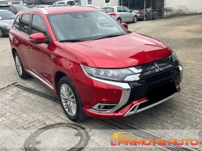 Mitsubishi Outlander 2.4 MIVEC 4WD PHEV Diamond SDA (6)