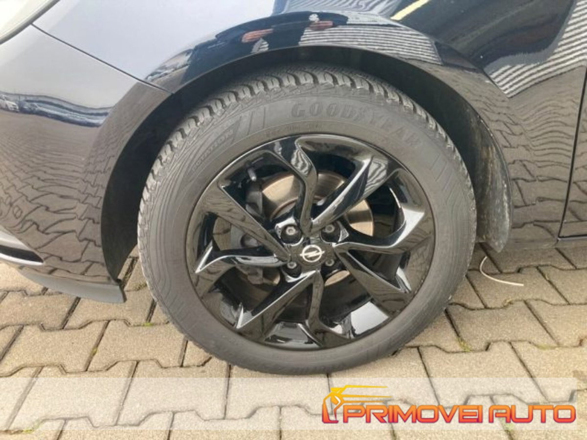 Opel Corsa 1.4 5 porte Black Edition (12)