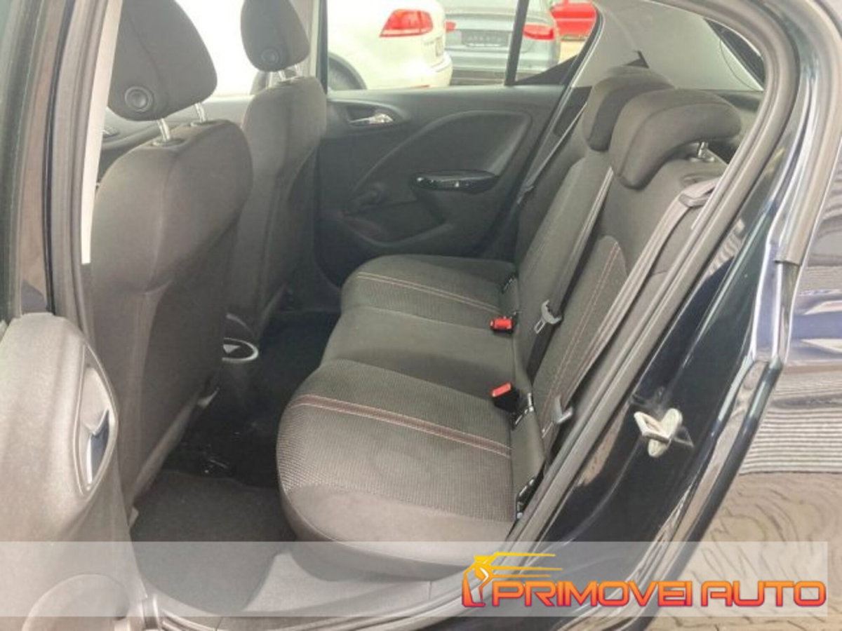 Opel Corsa 1.4 5 porte Black Edition (3)