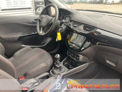 Opel Corsa 1.4 5 porte Black Edition (4)